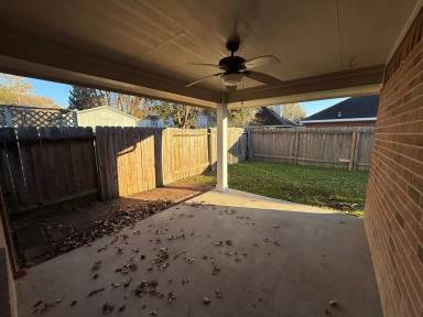 Main picture of 5218 Hill Timbers Dr