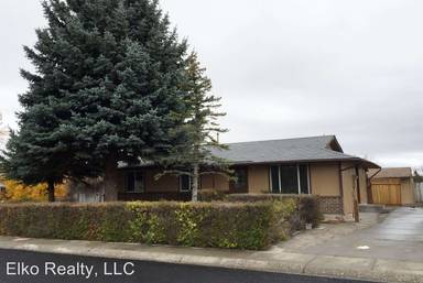 Main picture of 3388 Carlson St