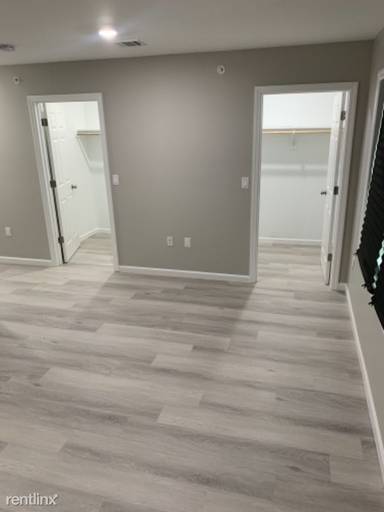 Main picture of 171 Seymour Ave