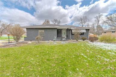 Main picture of 9135 Vista Dr