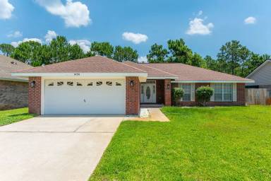 Main picture of 9750 Parker Lake Cir
