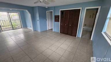 Main picture of 2318 Rose Blvd