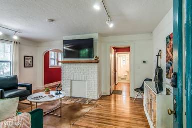 Main picture of 2703 Belcourt Ave