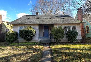 Main picture of 7224 N Wabash Ave