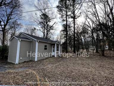 Main picture of 1611 Summerville Rd