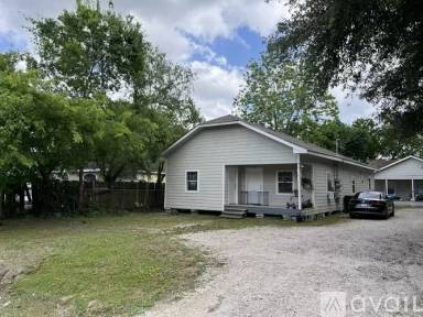 Main picture of 3408 Coal St