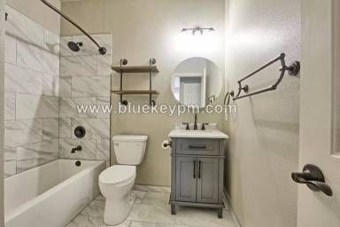 Main picture of 1708 SE Cutter Ln