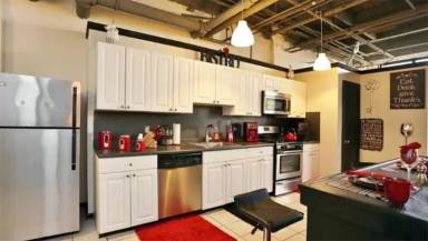 Main picture of 7143 Keystone St