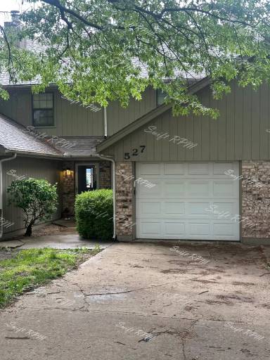 Main picture of 537 NE Churchill St