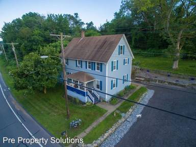 Main picture of 152 Fitchville Rd