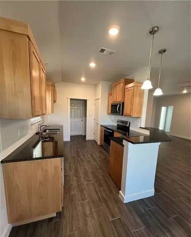 Main picture of 1426 Black Kettle Trl