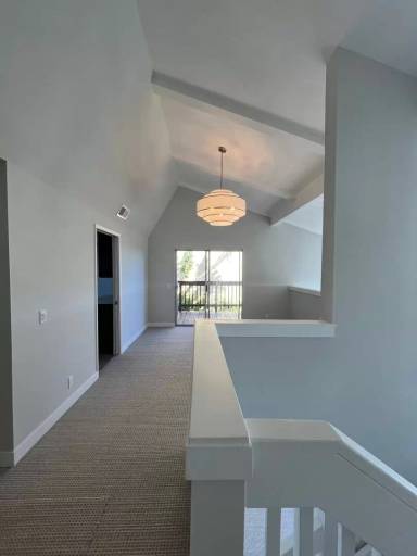 Main picture of 2421 Calle Linares
