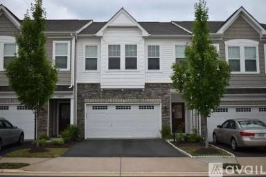 Main picture of 42477 Benfold Sq