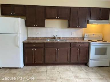 Main picture of 2626 W Cornelia Ave