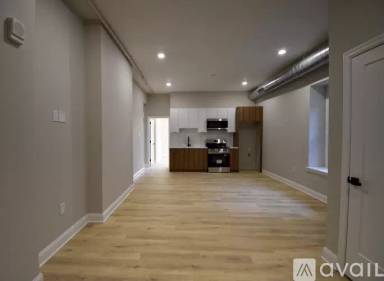 Main picture of 1030 N 48th St