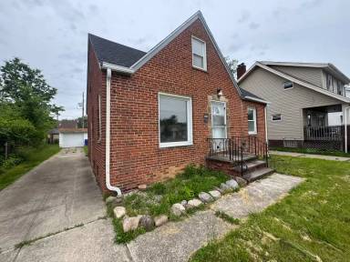 Main picture of 3798 W 116th St