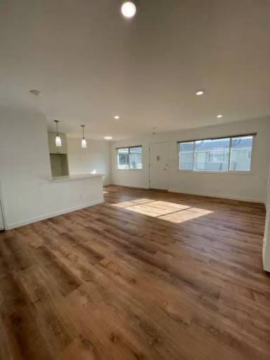 Main picture of 1205 Geraldine Way