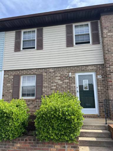 Main picture of 10 Westdale Dr