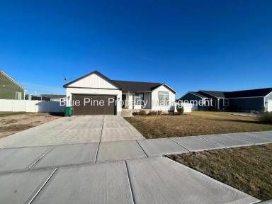 Main picture of 3534 Apolena Ave