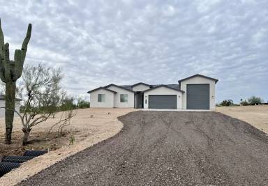 Main picture of 38646 N 18th St