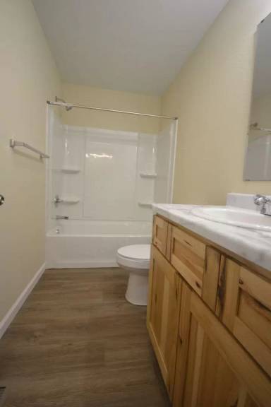 Main picture of 510 N Poplar St