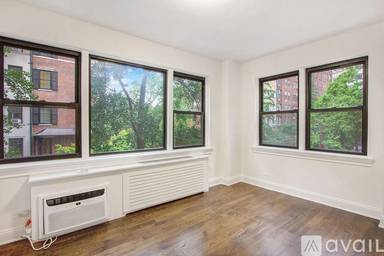 Main picture of 20 Beekman Pl