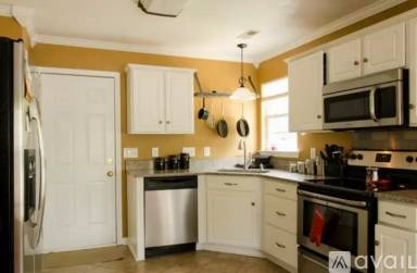 Main picture of 2017 Coatsdale Ln