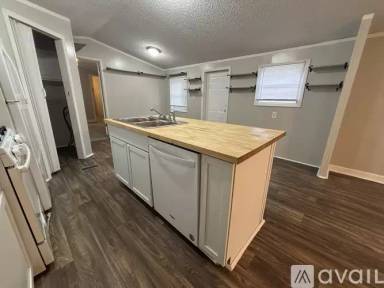 Main picture of 8937 Briarwood Ave