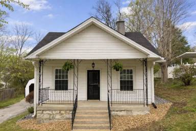 Main picture of 217 Fite Ave E