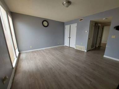 Main picture of 1658 S Fern St