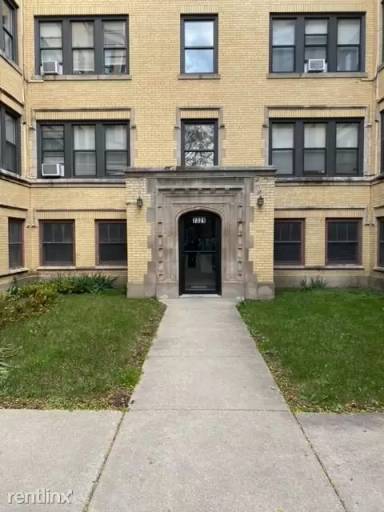 Main picture of 7317-7325 S East End Ave Apartments