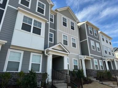 Main picture of 327 Devon Cliffs Dr