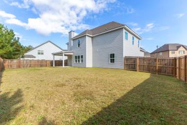 Main picture of 27 Sweet Burch Dr