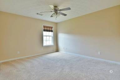 Main picture of 7915 Green Glen Dr