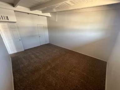 Main picture of 302 W Irvington Rd