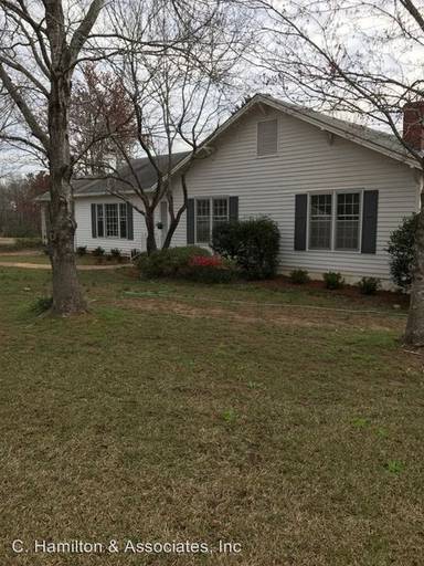 Main picture of 1745 Robert Hardeman Rd