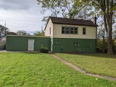 Main picture of 465 Cherry St