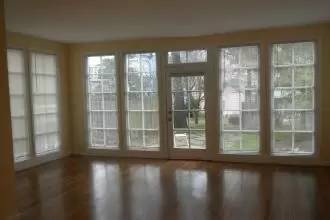 Main picture of 670 8th Ave