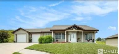 Main picture of 1279 S 13th Ave