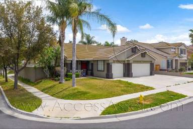 Main picture of 1287 Carriage Ln