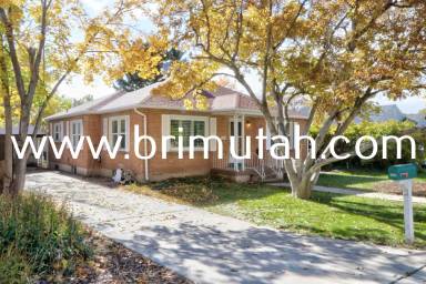 Main picture of 1986 E Siggard Dr