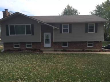 Main picture of 235 SE 131st Rd