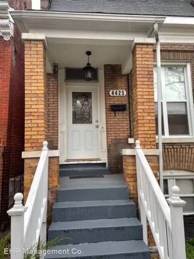 Main picture of 4425 Arco Ave