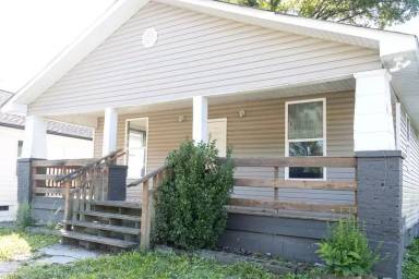 Main picture of 1412 E 49th St