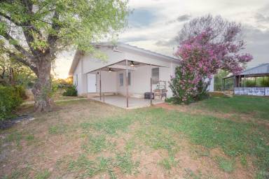 Main picture of 734 County Road 7421