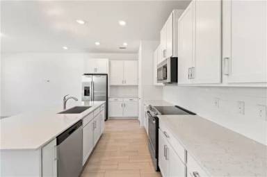 Main picture of 5738 Stradella Dr