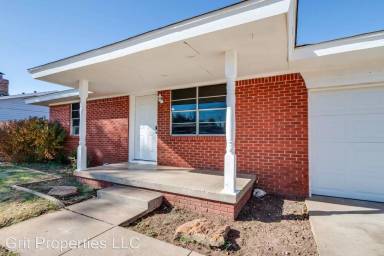 Main picture of 1802 Ronald St