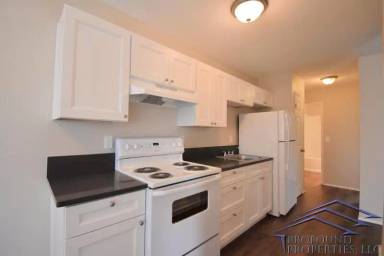 Main picture of 704 NE 99th Avenue