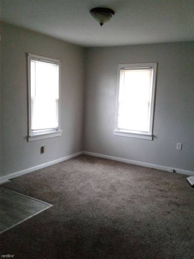 Main picture of 308 4th Ave