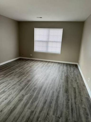 Main picture of 1731 W Chrysler Dr